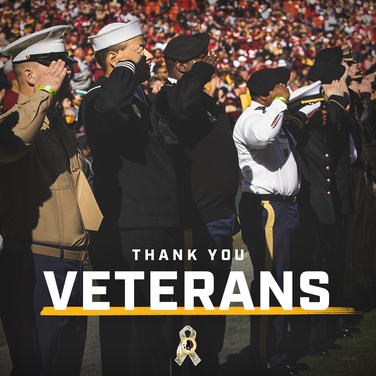Commanders's tweet photo. Thank you to the brave men and women who have risked their lives to serve our country. 

#VeteransDay | #SaluteToService https://t.co/hfbVmAgO4P