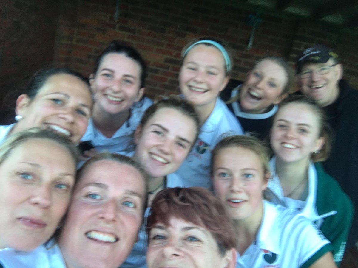 clhc_2's tweet photo. 3 points on the board yesterday with a 1-0 win .... now to look forward to a big game next week! Man of the match to goal scorer Moi Moi! 🙌🏻🏑💚  #winnersaregrinners #clhc https://t.co/weY255cbHN