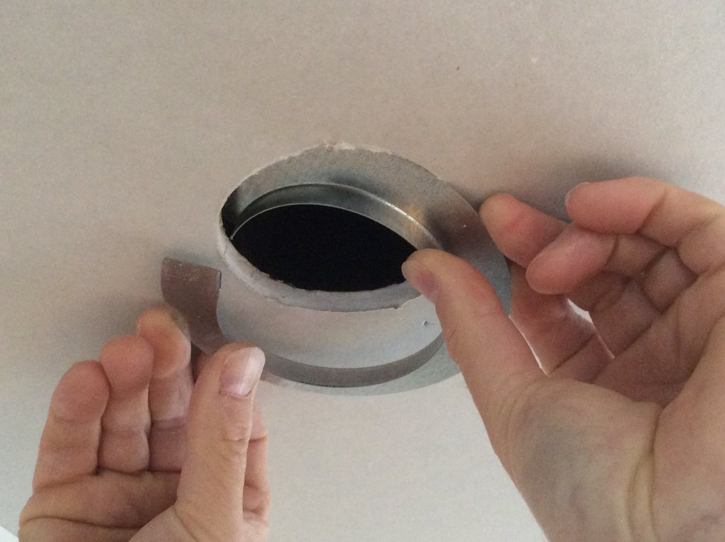 cfixlimited's tweet photo. C-FIX LINERS - fitted from below, protects from above. https://t.co/ZY9TkDXks5