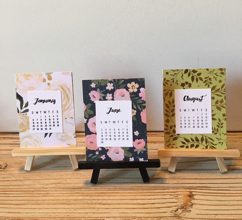 Excited to share the latest addition to my #etsy shop: Foral Calendar, office decor, Desk calendar 2019, mini calendar cards with stand, desk accessories, office gift #papergoods #calendar #coworkergift #papercalendars #floralcalendar #calendarcards etsy.me/2T6xBca