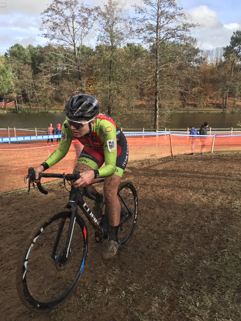 #CDFCx 

Solenne et Jade en course sur la Coupe de France 🇫🇷 à Pierric 🤞🏻

Allez les filles 💪🏻

#LaDalleAngevine #SportAngers #MadeinEVAD