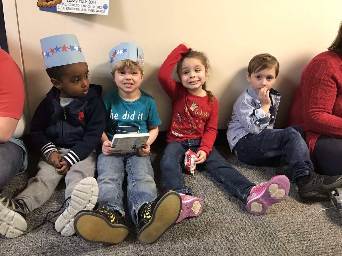 MsHadleysClass's tweet image. Happy Veterans Day to all the men and women who have served so bravely! Zoey’s shirt says it best, because of you we are ‘Free to be Me!’