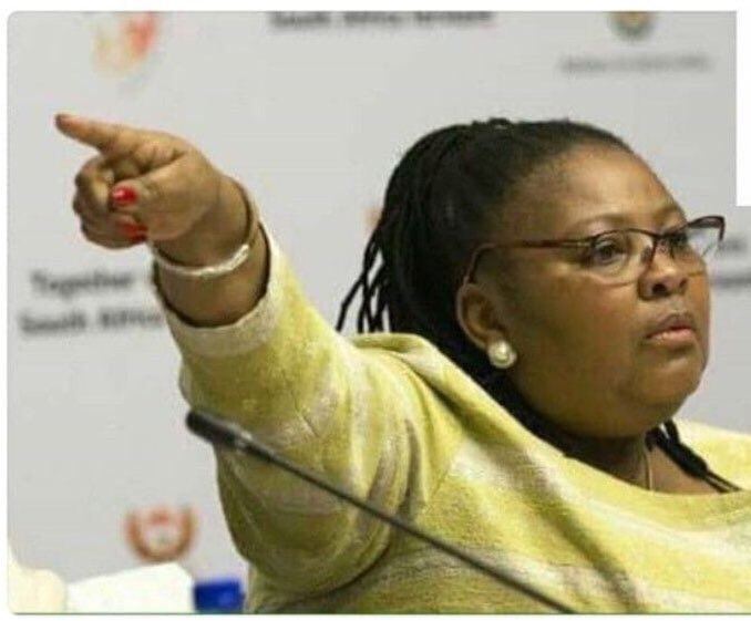 mduduzi_collin's tweet image. Thando must leave
Thando has to leave 
Thando gotta leave 
Thando need to leave
Thando should leave
#IdolsSA