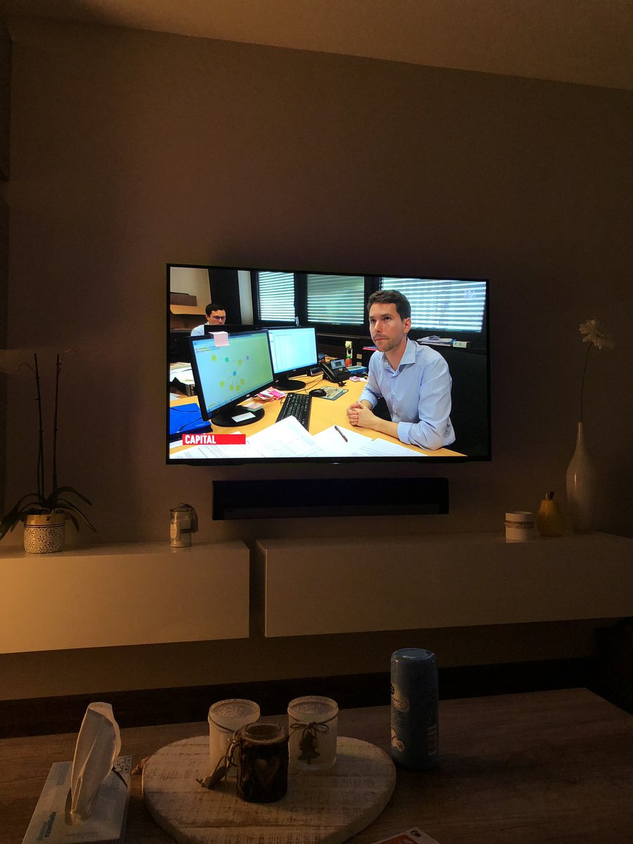 b3nj's tweet photo. Ah ! Le fisc aussi utilise #neo4j ! #capital #m6 https://t.co/TnNd5MvyyN