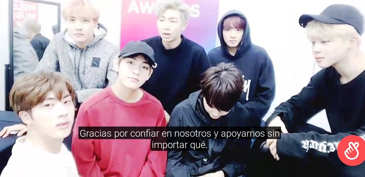 EMLAbts's tweet photo. "Gracias por confiar en nosotros y apoyarnos sin importar qué".

"Los protegeremos y ustedes nos van a proteger pase lo que pase en el futuro".

Y así será.

@BTS_twt https://t.co/6xRM7pJBJy