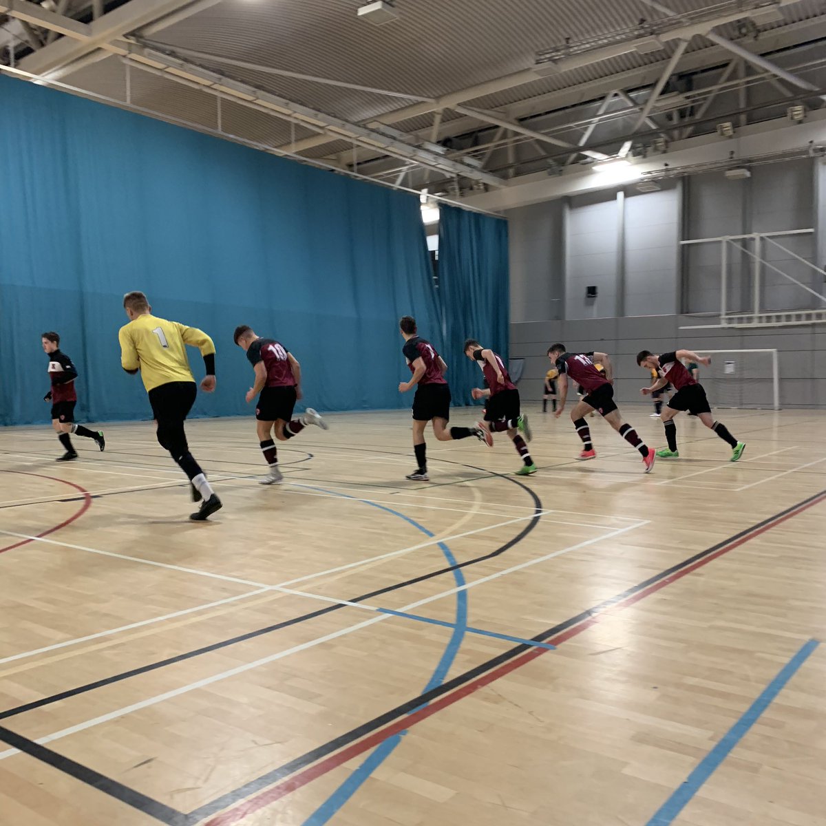 TODAYS BUCS RESULTS FROM EIS SHEFFIELD!

⚽️ Hallam Firsts (2-2) York St Johns Firsts
⚽️ Hallam Firsts (4-1) Uni of York Firsts

#HalaHallam #TeamHallam #2ballgame