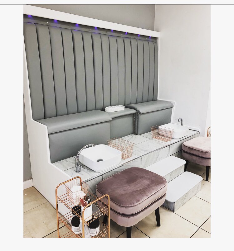 nails_hd's tweet image. Newly renovated salon! Book appointments now #HDNails&amp;amp;Beauty #sportsmassage #bradfordsalon #hairdresser #mua #nails #cleckheaton