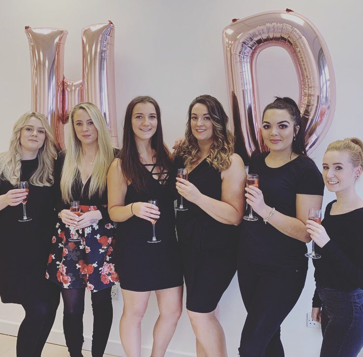 nails_hd's tweet image. Newly renovated salon! Book appointments now #HDNails&amp;amp;Beauty #sportsmassage #bradfordsalon #hairdresser #mua #nails #cleckheaton