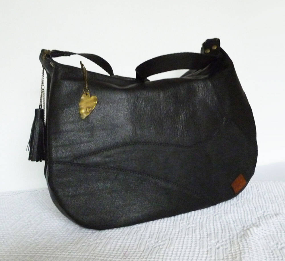 annakisart's tweet image. Leather Bag for Women, Black Bohemian Shoulder Bag, Genuine Patchwork Handbag, Holiday Leather Gift, Handmade Leather Art tuppu.net/65412855 #AnnaKisArt #Etsy #PatchworkBag