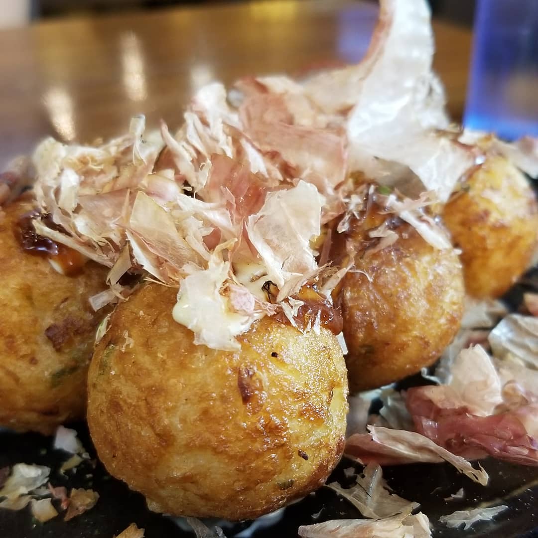 Très bon(ito) 🐙

📷 <a href="/emilytravelz/">Emily Hawkins</a>

🍜
🍜
🍜
🍜
🍜