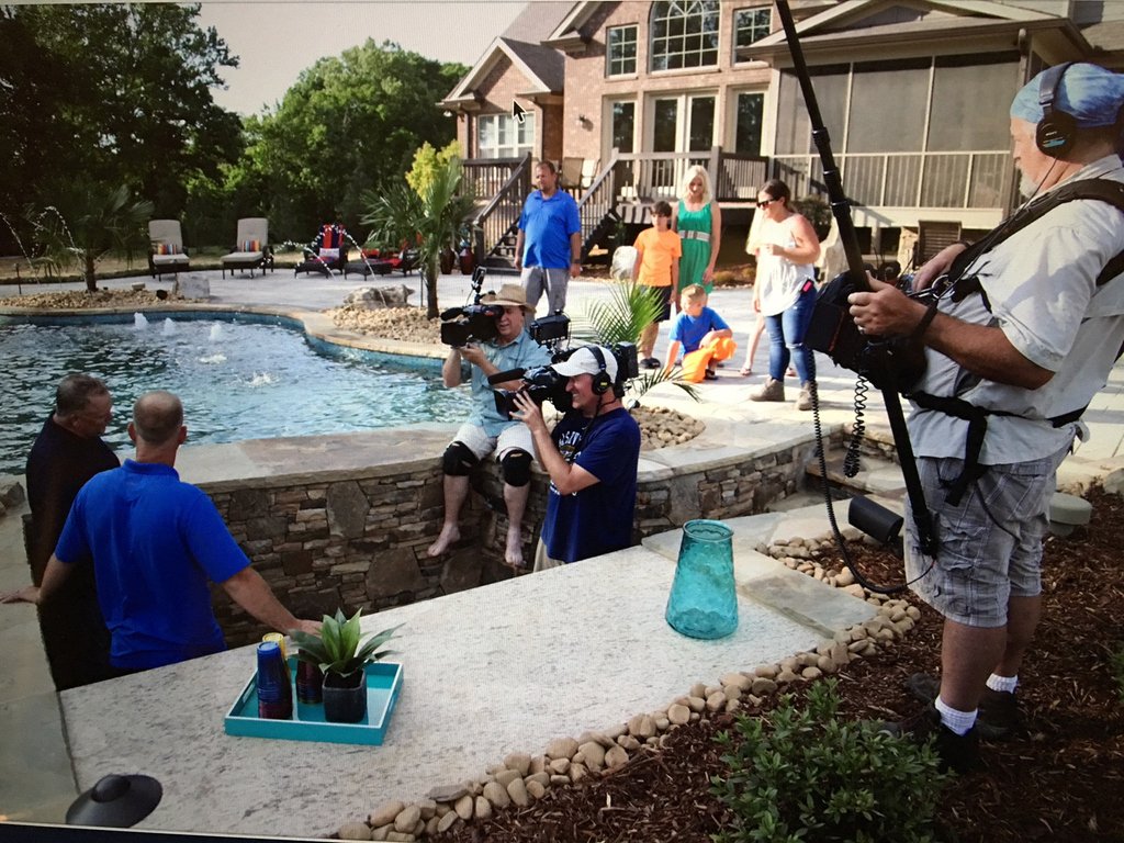 PeekPoolsSpas's tweet photo. Here's a #BehindTheScenesSunday to wrap up the weekend!
What are some of your other favorite shows to watch? (After ours, of course!)
#pool #pools #nashville #peekpoolsspas #peekpools #poolkings #tvshow #diy #summer #paradise #luxury #luxuryhome #design #poolporn https://t.co/5Y4vIgIljh