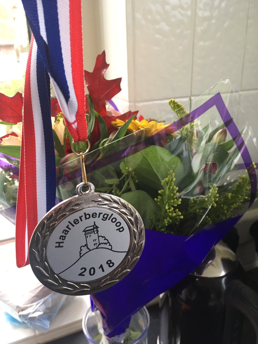 Lekker begin <a href="/SallandsCross/">SallandsCrossCircuit</a> #haarlerbergloop! 2e plek, 5 km in 23.25! Organisatie bedankt, het was weer beregezellig👌