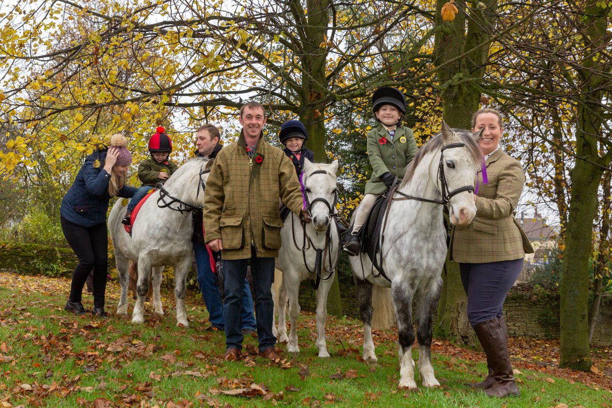 Gsxr1000UKKO's tweet photo. Satley Church Remembers..........#100years #poppy #centenary #horse #pony #satley #codurham https://t.co/O0RXABQOVS