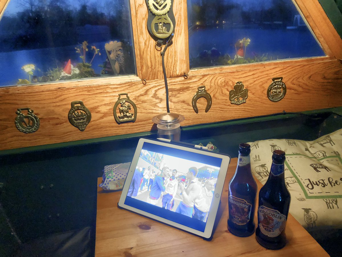 HannahTheNB's tweet photo. #Ale and #F1 in the #cratch. #HappySunday https://t.co/dCOh41myvG