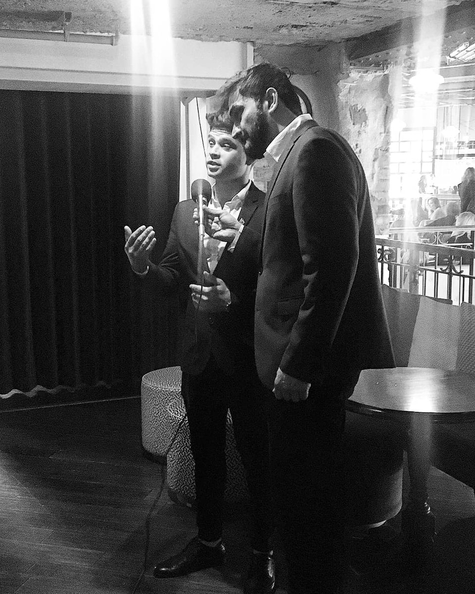 ryangreenactor's tweet photo. World Premiere of ELEVEN.
#ryangreenactor #elevenfilm #seancronin #rocksalt #bethgauntlett #larissapayton #skyinterview #Premiere
#featurefilm #ww1 #castingdirector #netflix #eleven #ukactor https://t.co/7KiHPOrpje