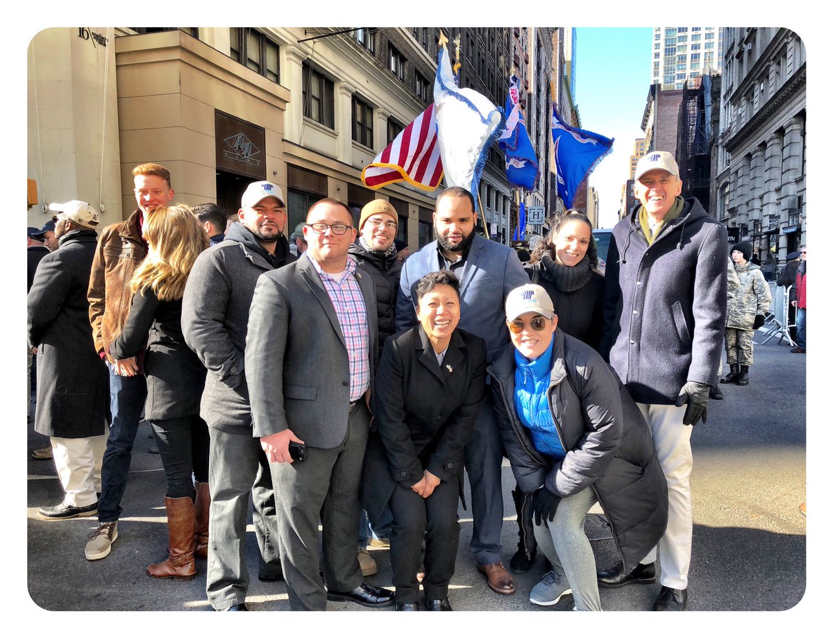 cyberslate's tweet photo. Warming up #veteransday sunshine #veteransday #nyc #nycvetsparade #americasparade https://t.co/ke7KRpLeOm