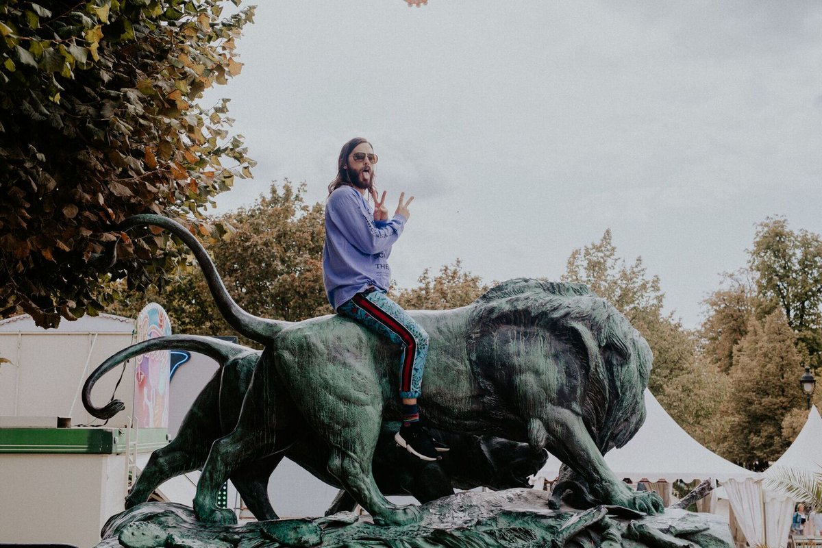 THIRTY SECONDS TO MARS tweet media