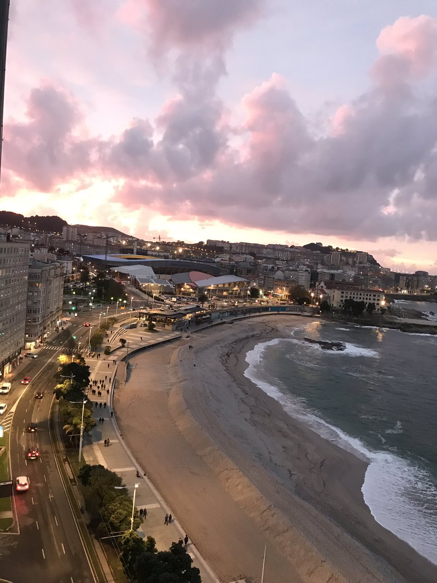 laurepelazo's tweet photo. Madre mía La Coruña https://t.co/uYL38I2itB