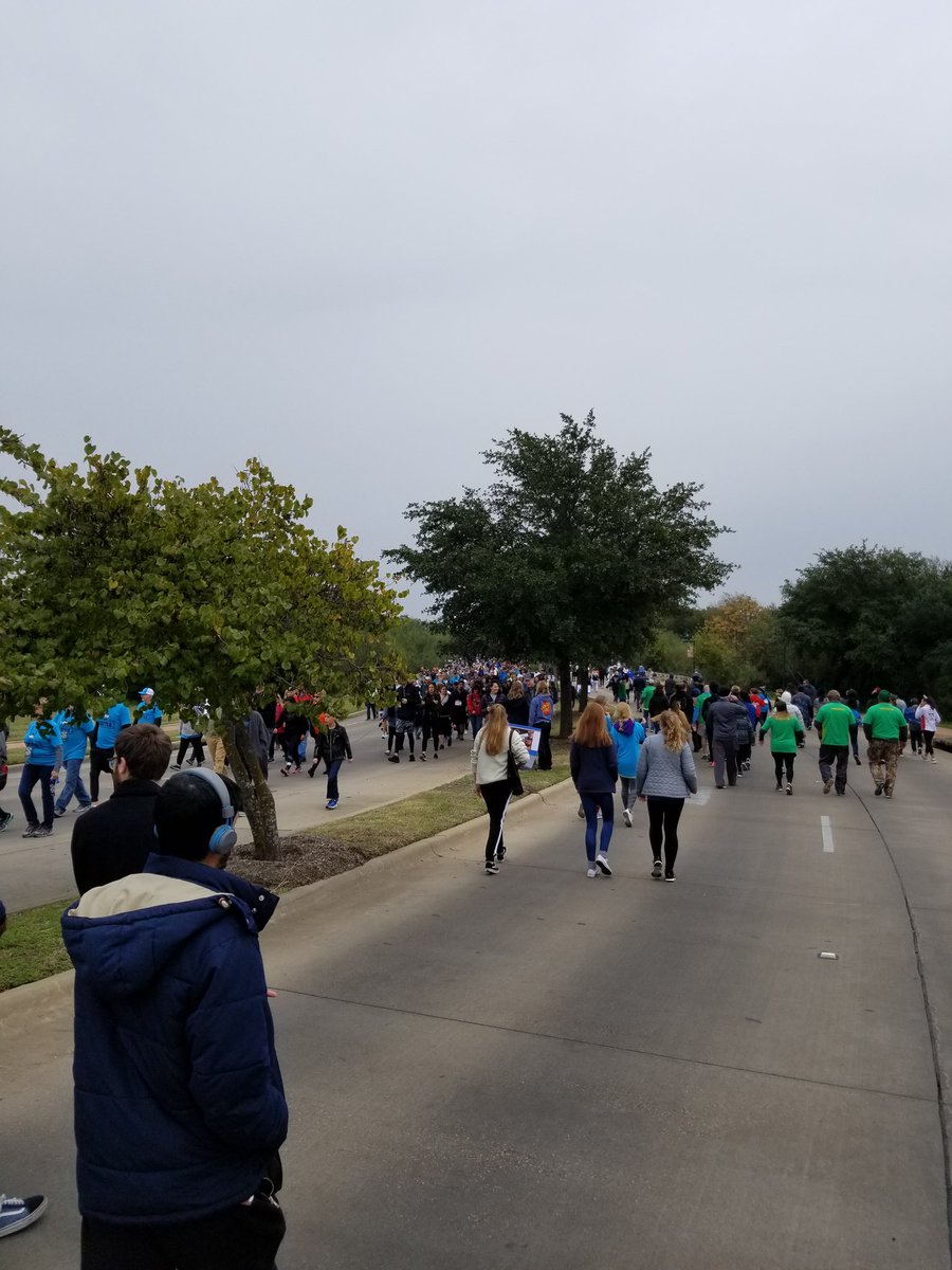 timkeaney's tweet photo. Excited to be a part of the JDRF walk this morning in Austin with @DellEMCOEM and @DebbieKeaney3 #onewalkaustin https://t.co/YqMLoG42TZ