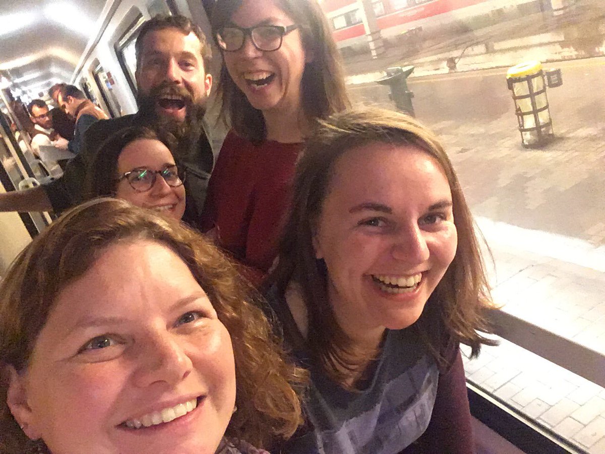 gudruncita's tweet photo. Herzliche Grüße aus dem Nachtzug nach #München. Es war eine tolle Zeit beim #ifp50rom 😇🦄🚂👏 Danke @Pontifex_de, @ifpmuenchen und @oebbjets. https://t.co/DTcf9XXRZb