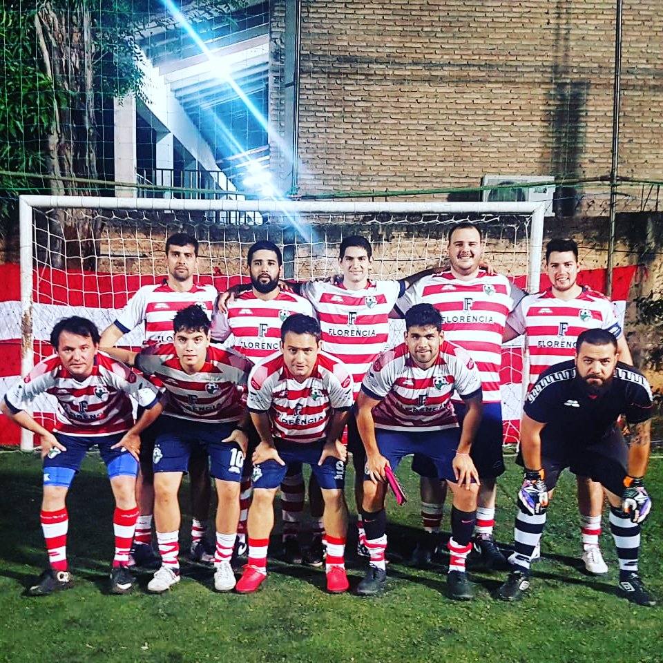YakaresFc's tweet photo. ¡Hay Yakas para rato señores! Saludos a todos los detractores. Volveremos más fuertes. #HastaElFinal #SomosNosotros 🔴⚪🐊 https://t.co/bZzZTDEYNQ
