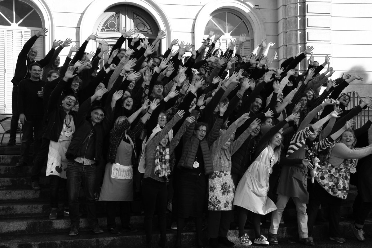 MuseomixOuest's tweet image. Museomixeurs de l'Ouest, you are wonderful 😍
Et le public nous l'a bien rendu : + de 600 visiteurs cet après midi Villa Rohannec'h #museomix #saintbrieuc !!