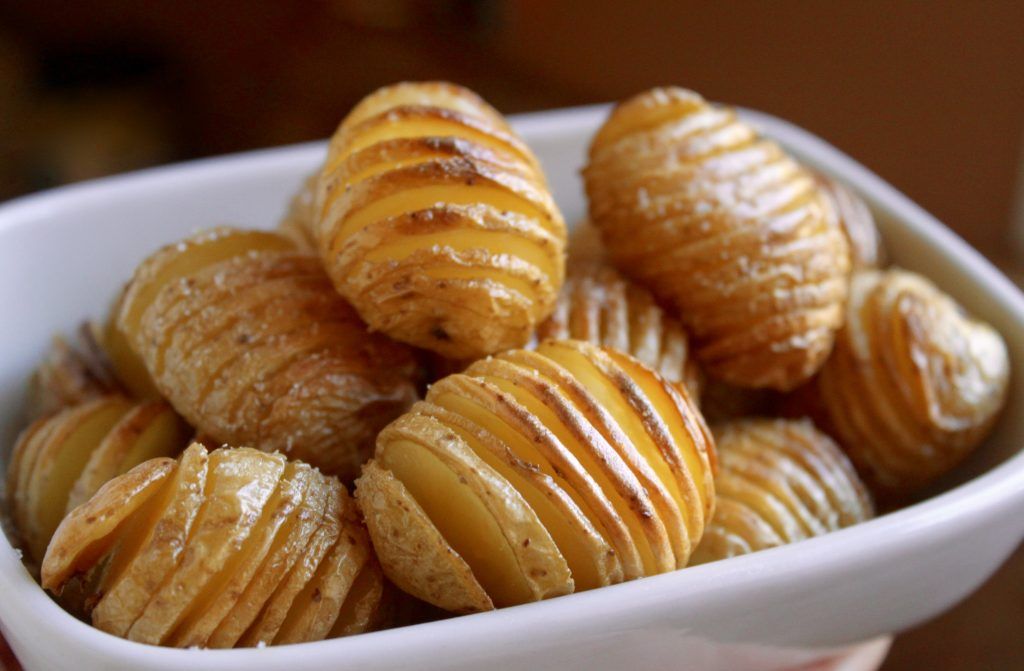 RT @ChristinaCucina: Tasty truffled hasselback mini potatoes for Thanksgiving! Why not! buff.ly/2zHklSv #potatoes #Thanksgivingdinner #Thanksgivingmenu #recipes