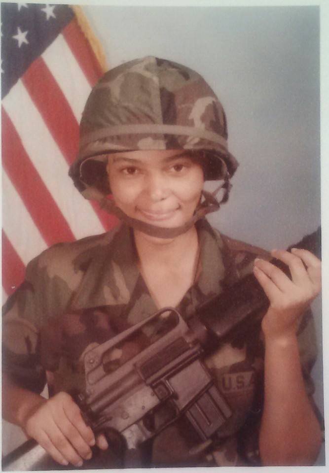 cathymonsalvo's tweet photo. 🇯🇲Born in Kingston, Jamaica and served in the United States Army🇺🇸 E-4 Fort Sam, Houston Texas, Medical Specialist. Happy Veterans Day Mommy! &amp; thank you to any of my fellow WCU peers who served as well ! @swo332 https://t.co/GsNIwbJbit