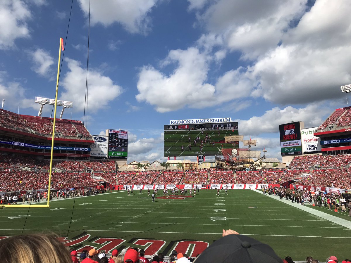 cmlpz6's tweet photo. #SaluteToService  thank you Veterans!! https://t.co/ncAkiHIMu7
