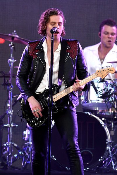 skiessluke's tweet image. 