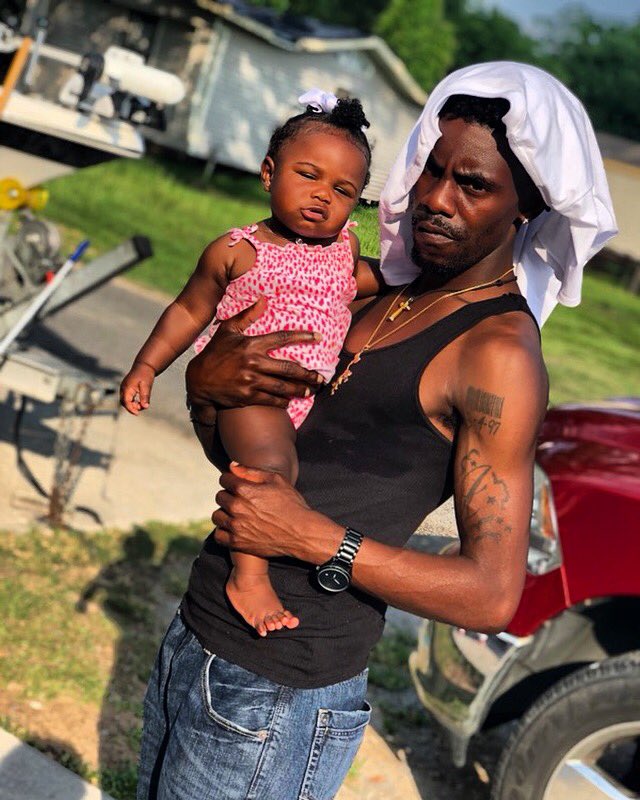 Bitch_Look's tweet image. I love this little girl so much 💜