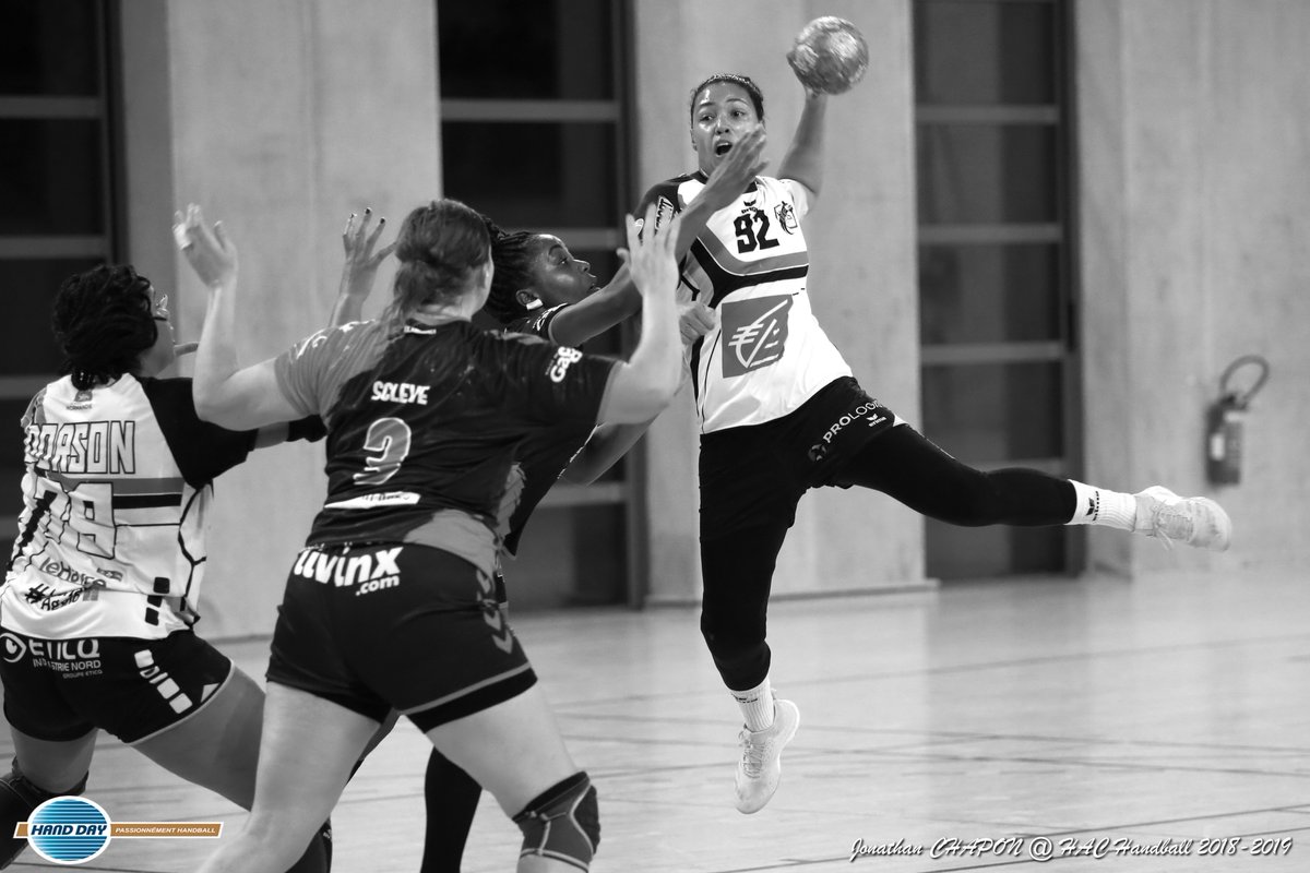 [#D2F] 2018/2019 | #J8 : Le choc entre l'Entente Noisy/Gagny et Le Havre qui se solde par un score de parité (25-25). Un reportage photo signé Jonathan Chapon.
facebook.com/pg/HandDay/pho…