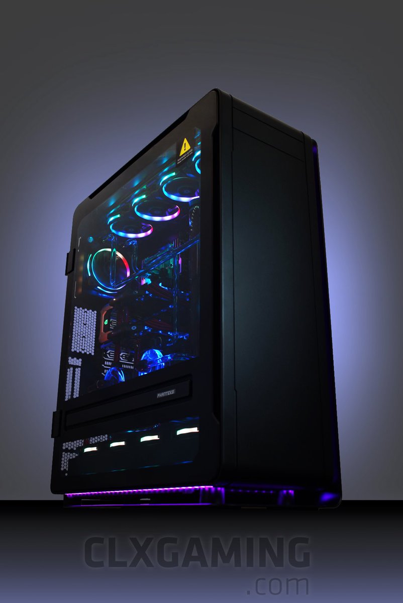 Sneak peek at the monster that was built by the folks over <a href="/CLXGaming/">CLX Gaming</a>, more pics to follow tomorrow.