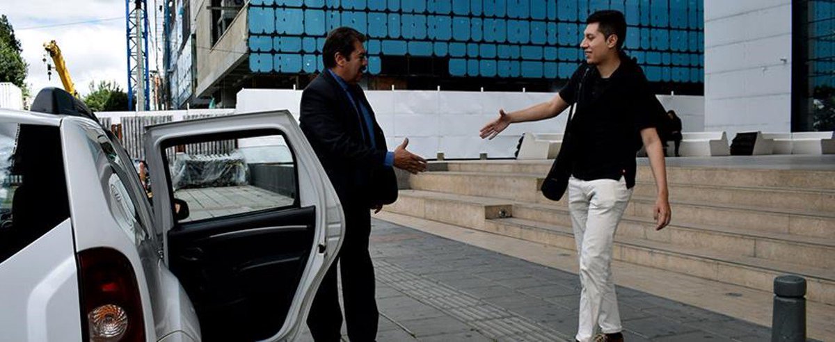 bless_network's tweet image. Para solicitar un Servicio de #TransporteEjecutivo con los mejores #ConductoresProfesionales Puede contactarnos por medio del siguiente enlace
blessnetwork.co