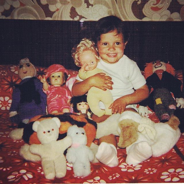 sudiste78's tweet photo. #Semaine45 du #2018projet52 de @milie_cqcb Thème #doudou
J’avais 3 ans et j’avais besoin de tous mes doudous pour aller me coucher... je ne m’en souviens pas mais il ne restait plus beaucoup de place dans le lit 😂😂
#vintage #peluches #clown #poupées … https://t.co/cIl7y5zXtx https://t.co/qvaLKcctce
