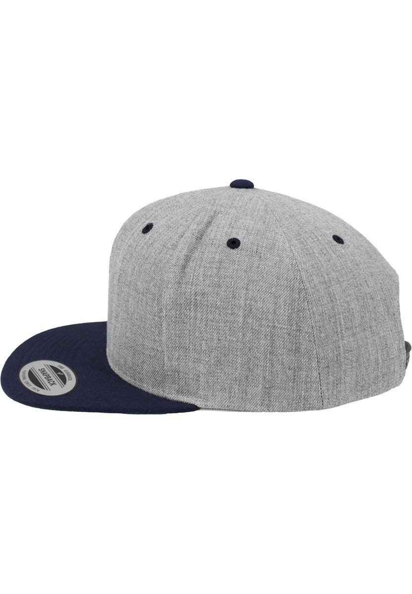 brand_cap's tweet photo. brandyourcap_Gestalte Dir Dein Classic Snapback-2-Tone-Cap!
Unikat mit Deinem Motiv ab der 1. Cap!
Kontrastfarben im klassischen Design...
brandyourcap #Capdesign in edler Vollendung im 2-Tone-Style #Classicsnapback mit abgestimmter Farbauswahl https://t.co/pDPjwF9ysO