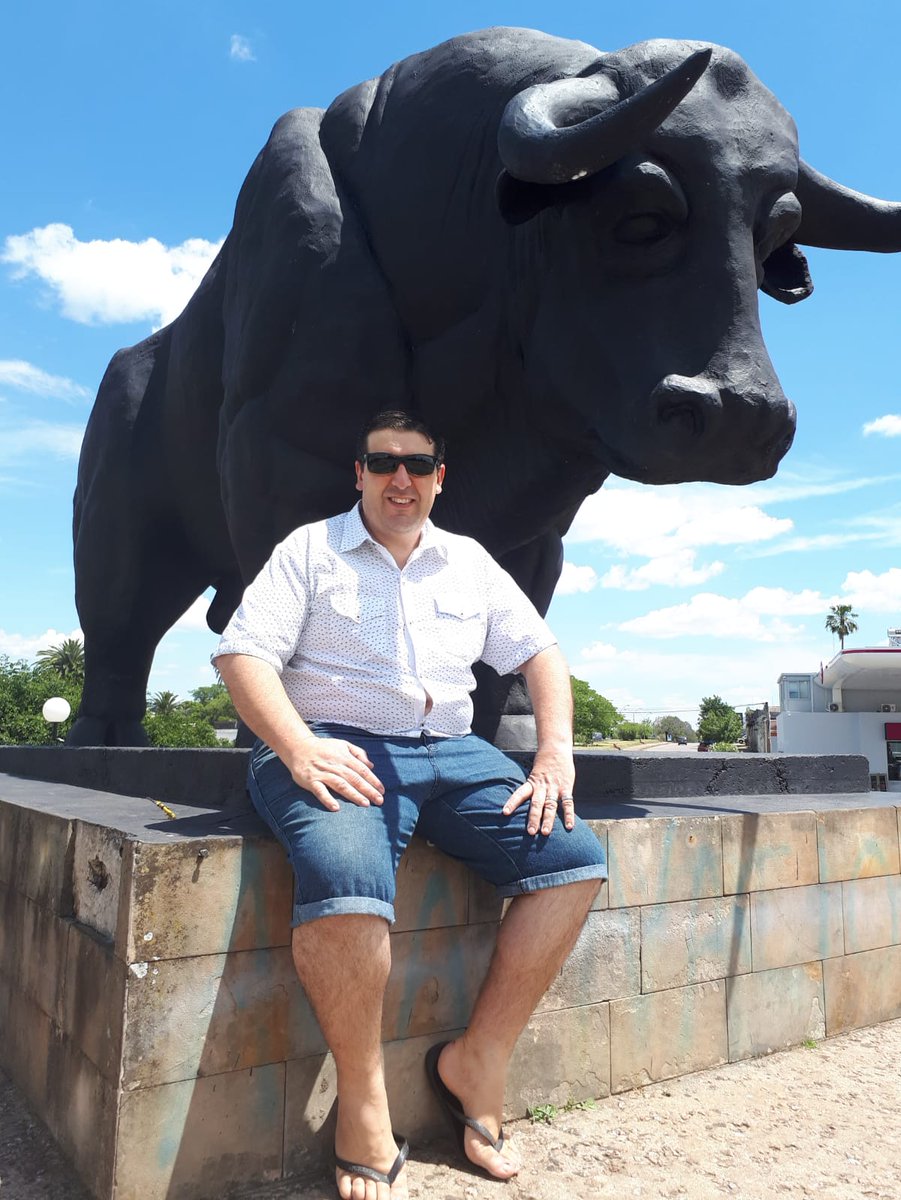 El jueves pasado anduvimos con <a href="/mariagraciamch/">Maria Gracia</a> en Paso de los Toros como jurados en el concurso gastronómico "Sabroso Amanecer" donde participaban todos los estudiantes de liceo y UTU de la ciudad presentando diferentes desayunos saludables 🥪🍎☕ #MasterChefUy