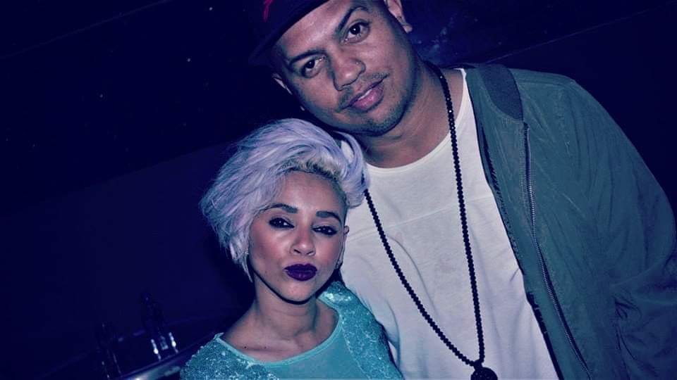 Lea_Heart_'s tweet photo. Love this guy!

@Devdondidit

#mybirthday #devdondidit #theaddress #celebs #local #comedian #leaheart #lookatme #hitsingle #pop #handsome #gorgeous #platinumblonde #humbled #blessings #hustlers #music #musicians #musiclovers #musical #musiclife #singer #vocalist https://t.co/PkVKd8IuBp