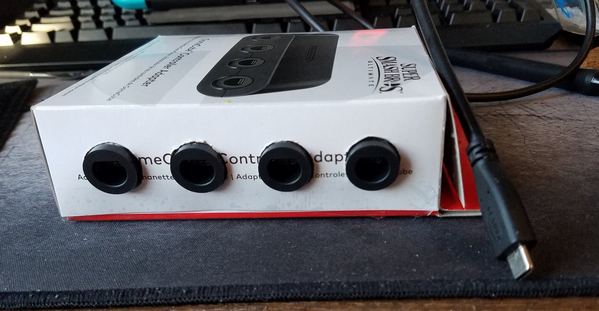 AceyMari's tweet photo. Hey girl im ready to SMASH ๐๐
#SmashBrosUltimate #DIY #gamecubeadapter https://t.co/guPjwrDe7q