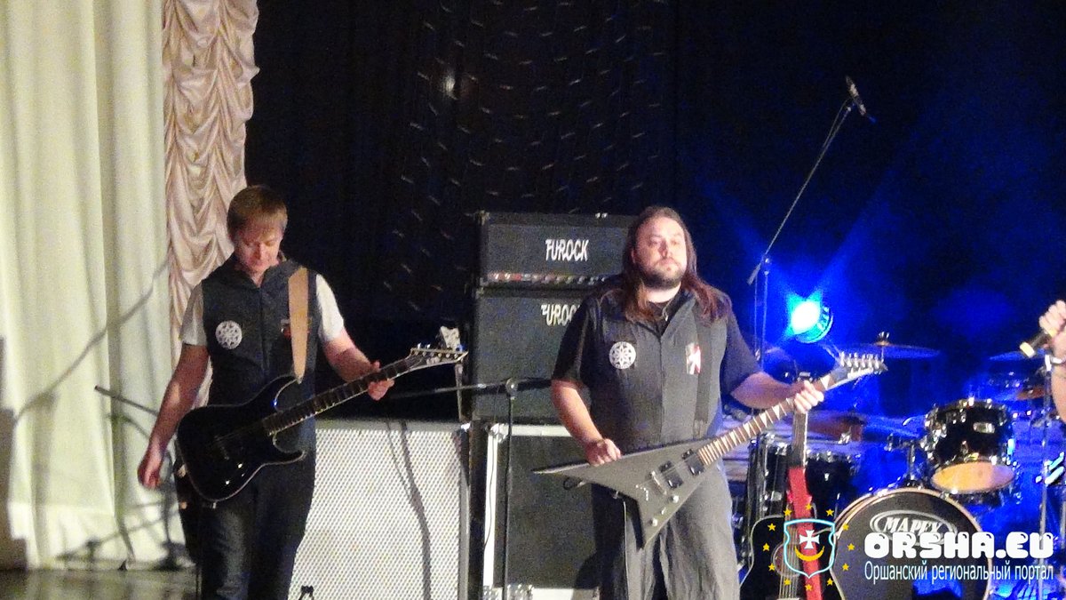 Orsha_eu's tweet image. В ГЦК выступили оршанские рок-легенды "Пани Хида" и будущая рок-легенда "Тарас на Парнасе" (фото, видео) 
orsha.eu/rus/новости/86…