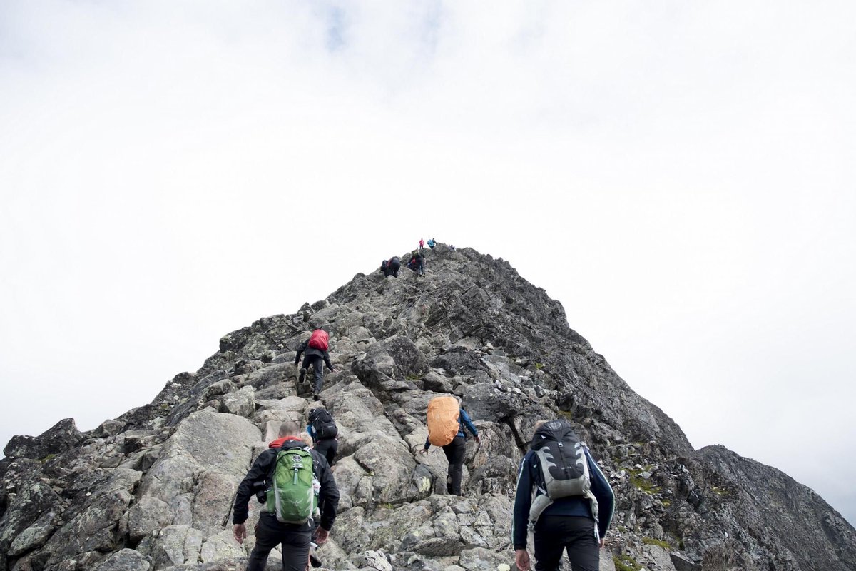 AlpineInterface's tweet image. RT @explore_mag: Sick of #hiking alone? Let us help you find your new hiking club --&amp;gt; buff.ly/2vpSkzx 
- Or maybe join a group departure for a guided hike? ow.ly/k9wK30mzSZl