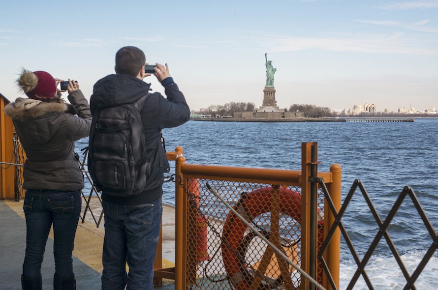 VisitUSA_UK's tweet image. Our brand new 2019 USA Travel Planner has just launched. Download it for FREE here - to find great ideas for your next USA trip! ow.ly/6eox30mzFZu #usatravel #freetravelguide #free