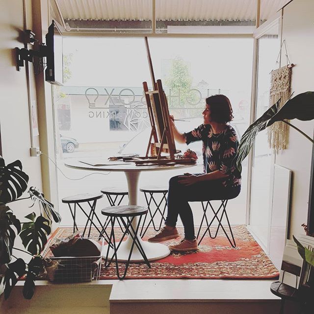ARTIST IN RESIDENCE // <a href="/emmafuss/">fuss</a> is sharing the gorgeous coworking space at @lightboxcoworking today, the tunes are on, the @eyreroasted coffee is fresh and man oh man productivity levels are high! Call past for a visit and say hi!

#lightboxcoworking #emmafussart #eyreroast…