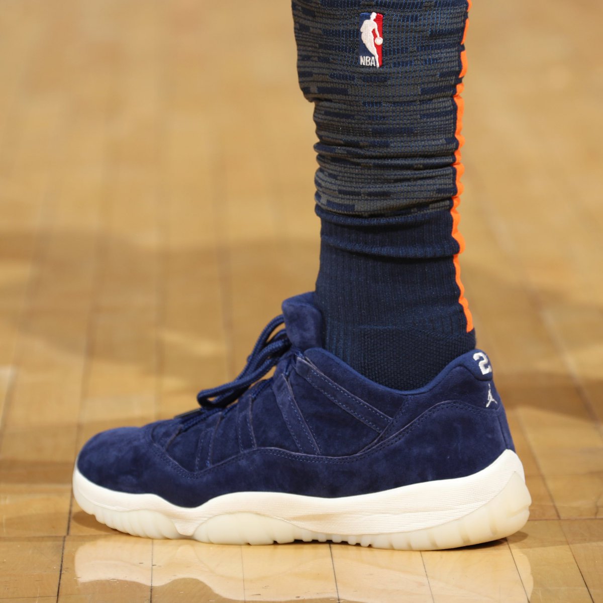 jeter jordan 11 low