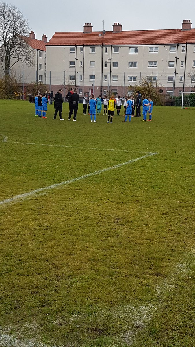 GaryGaza77's tweet image. Lest we forget finnart 2008"s and drumchapel observing the minutes silence today 😊