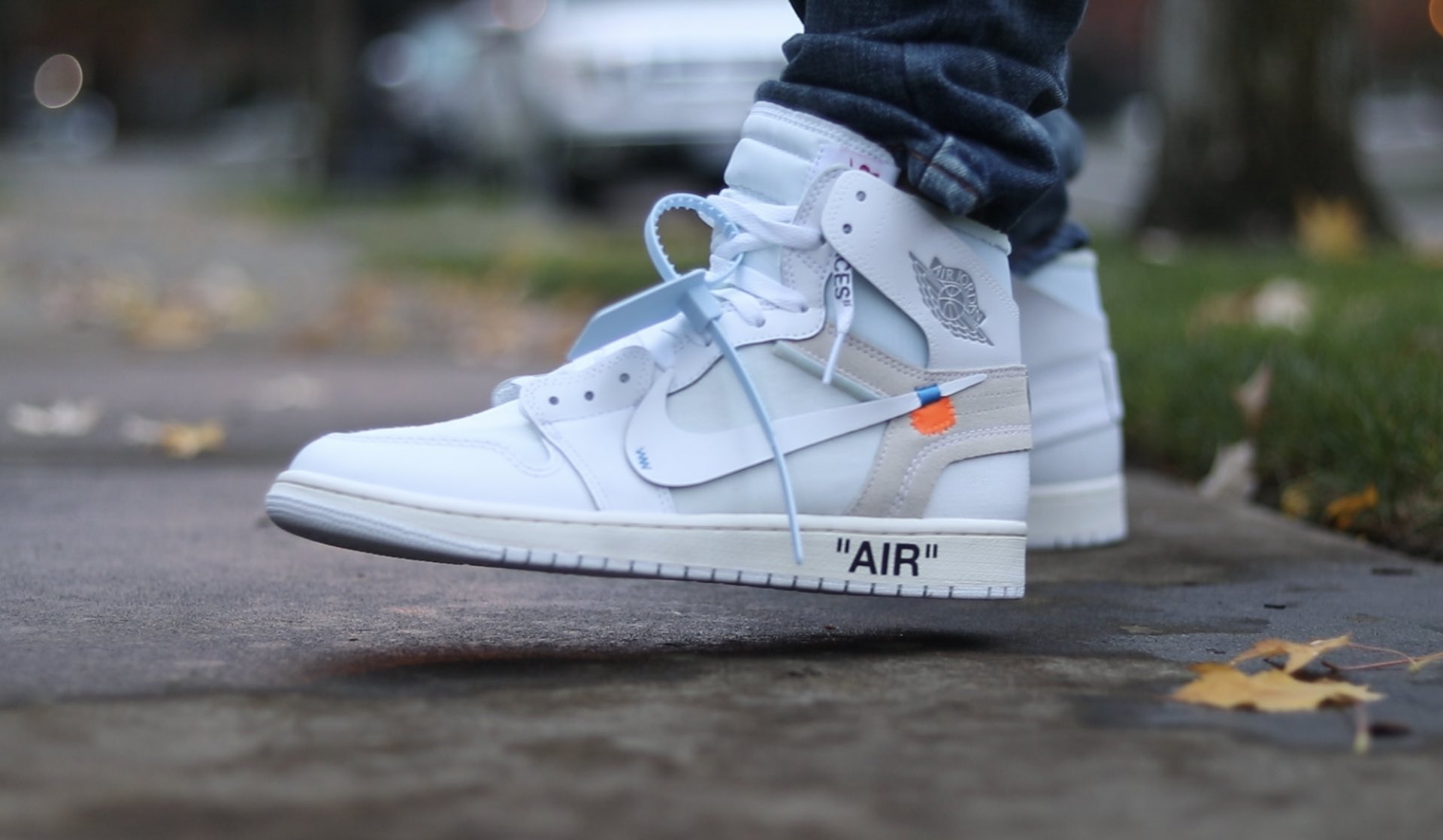 OFF-WHITE x Air Jordan 1 On-Feet Images