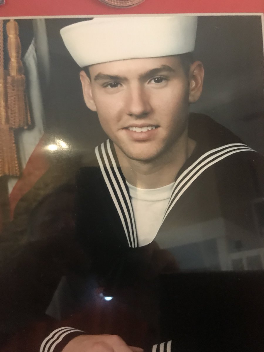 Here’s what I looked like when I started out in the #USNavy just turned 19 & thot I would help conquer it all #VFA97 #HappyVeteransDay
