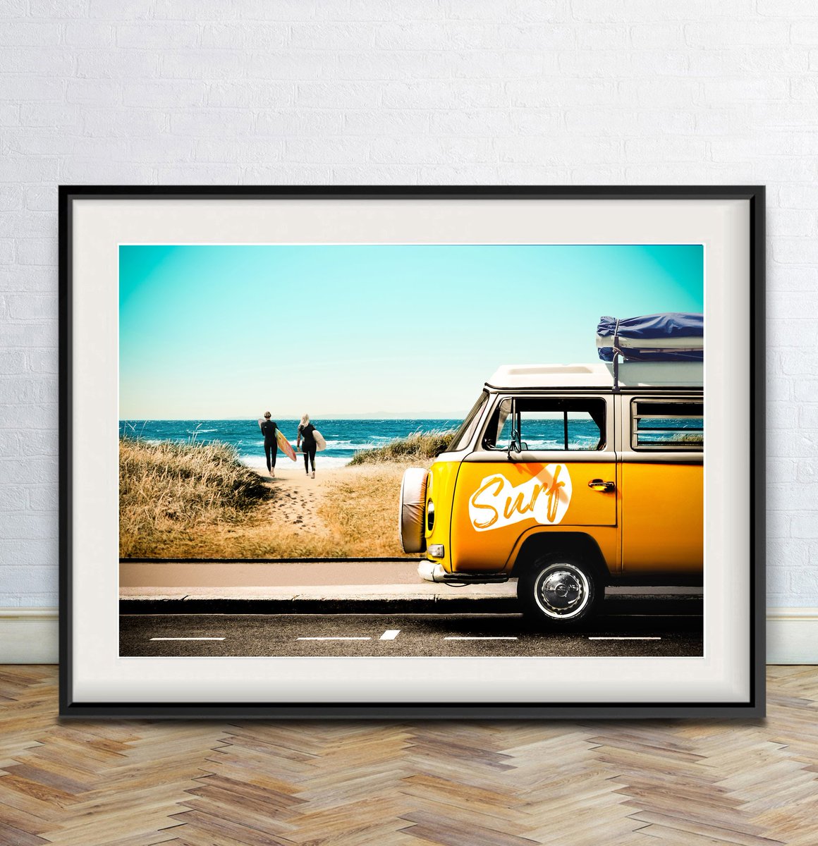 VW Camper Van. Surf. California. Digital download. debixaddi.etsy.com etsy.me/2ODlTCp #vwcampervan #vwtransporter #vwkombi #vwsurf #surfbeach #surferart #surfprint