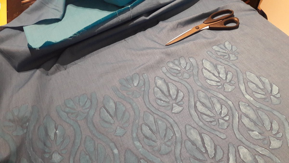 KionCosplay's tweet photo. Well.. this may take a while  🙈
#smite #smitecosplay #hera #cosplaywip https://t.co/Lk7QmaG2Nr