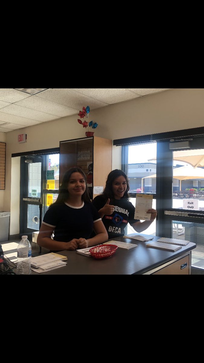CehsDECA's tweet image. An amazing turnout to My Life Days at Centennial! Also a huge thanks to our members who lended a hand! We greatly appreciate it! The future of DECA is bright!
